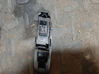 bontott TOYOTA COROLLA VERSO Jobb hátsó Ablakemelő Kapcsoló