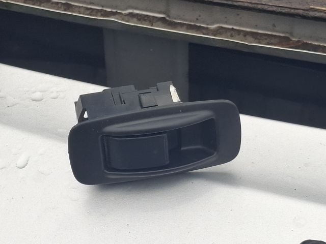 bontott TOYOTA COROLLA VERSO Jobb hátsó Ablakemelő Kapcsoló