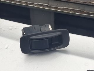 bontott TOYOTA COROLLA VERSO Jobb hátsó Ablakemelő Kapcsoló