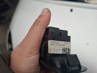 bontott TOYOTA COROLLA VERSO Jobb hátsó Ablakemelő Kapcsoló