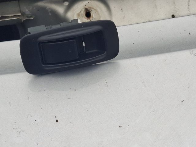 bontott TOYOTA COROLLA VERSO Jobb hátsó Ablakemelő Kapcsoló