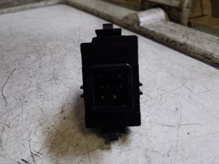 bontott TOYOTA COROLLA VERSO Jobb hátsó Ablakemelő Kapcsoló