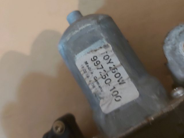 bontott TOYOTA COROLLA VERSO Jobb hátsó Ablakemelő Szerkezet (Elektromos)