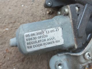 bontott TOYOTA COROLLA VERSO Jobb hátsó Ablakemelő Szerkezet (Elektromos)