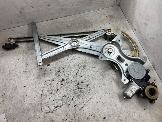 bontott TOYOTA COROLLA VERSO Jobb hátsó Ablakemelő Szerkezet (Elektromos)