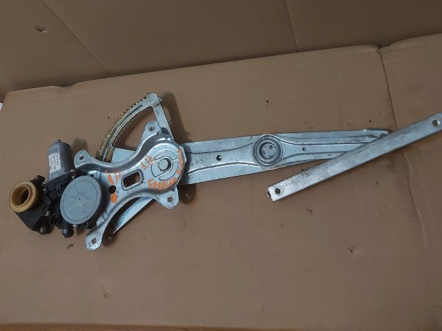 bontott TOYOTA COROLLA VERSO Jobb hátsó Ablakemelő Szerkezet (Elektromos)