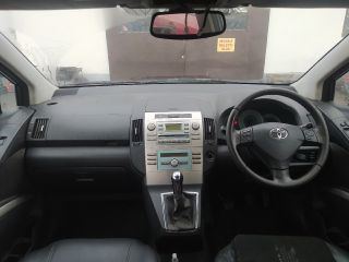 bontott TOYOTA COROLLA VERSO Jobb hátsó Biztonsági Öv