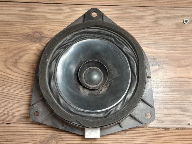 bontott TOYOTA COROLLA VERSO Jobb hátsó Hangszóró