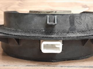 bontott TOYOTA COROLLA VERSO Jobb hátsó Hangszóró