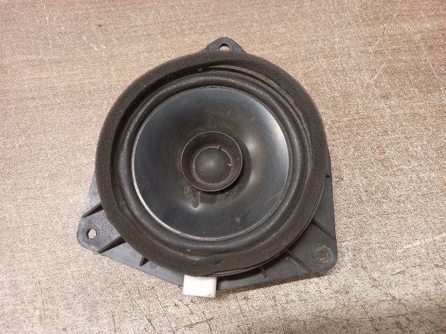 bontott TOYOTA COROLLA VERSO Jobb hátsó Hangszóró