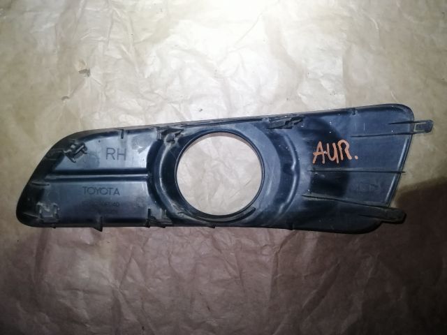 bontott TOYOTA COROLLA VERSO Jobb Ködfényszóró Lámpakeret