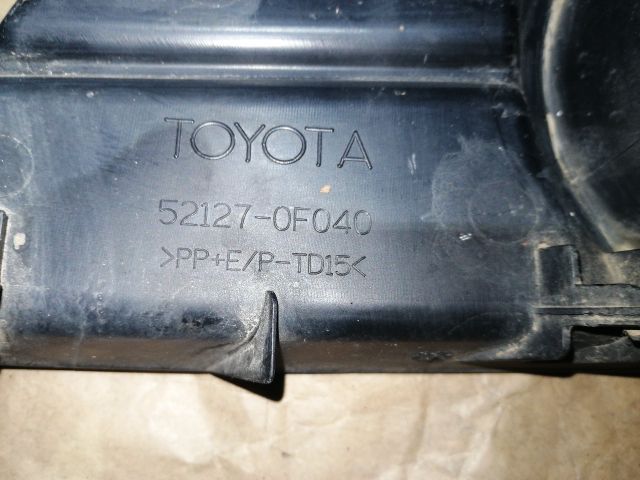 bontott TOYOTA COROLLA VERSO Jobb Ködfényszóró Lámpakeret