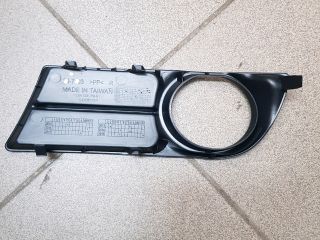 bontott TOYOTA COROLLA VERSO Jobb Ködlámpa Rács