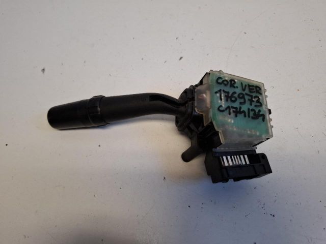 bontott TOYOTA COROLLA VERSO Jobb Kormánykapcsoló Ablaktörlő