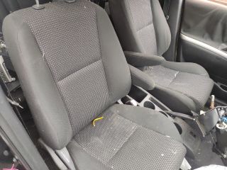 bontott TOYOTA COROLLA VERSO Jobb Napellenző