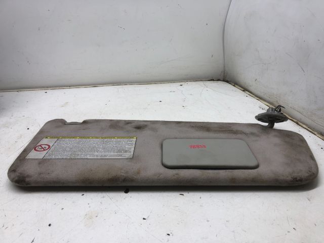 bontott TOYOTA COROLLA VERSO Jobb Napellenző