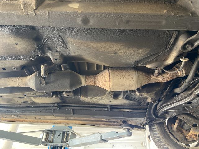 bontott TOYOTA COROLLA VERSO Kézifék Kar