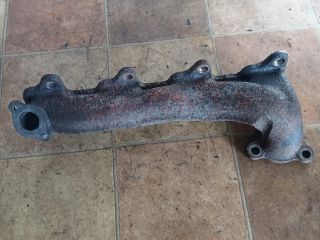 bontott TOYOTA COROLLA VERSO Kipufogó Közösítő