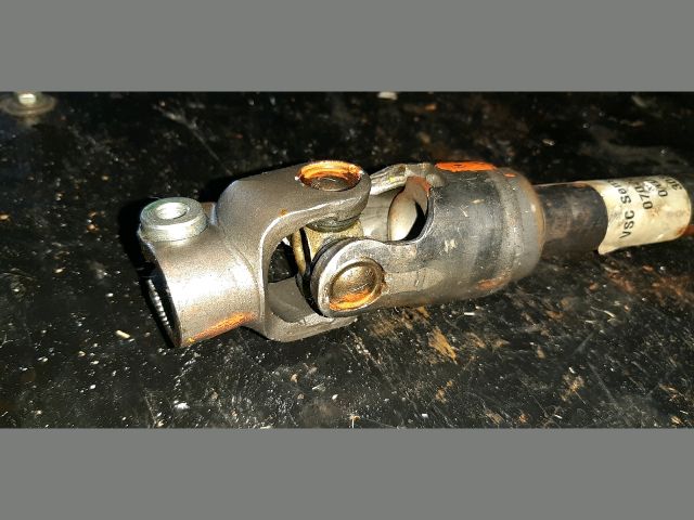 bontott TOYOTA COROLLA VERSO Kormánykardán