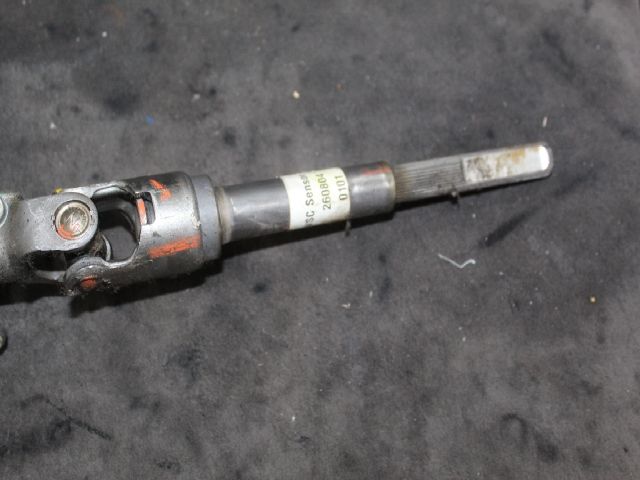 bontott TOYOTA COROLLA VERSO Kormánykardán