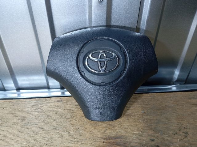 bontott TOYOTA COROLLA VERSO Kormánylégzsák