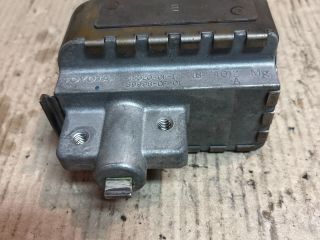 bontott TOYOTA COROLLA VERSO Kormányzár (Elektromos)