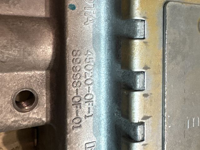 bontott TOYOTA COROLLA VERSO Kormányzár (Elektromos)