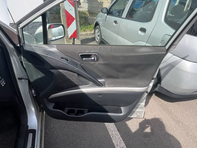 bontott TOYOTA COROLLA VERSO Középkonzol Keret