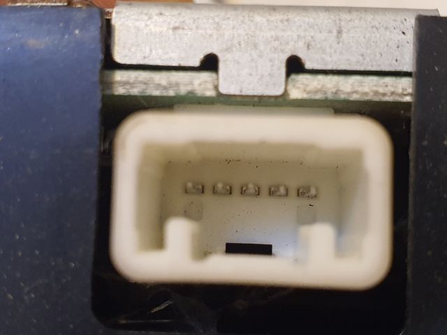 bontott TOYOTA COROLLA VERSO Központizár Elektronika