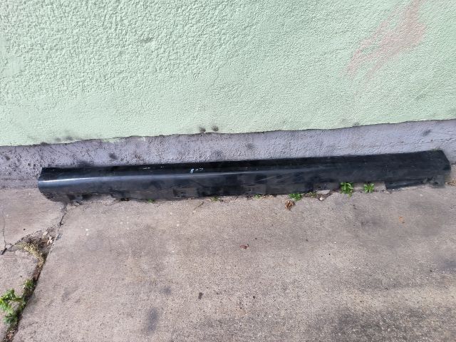 bontott TOYOTA COROLLA VERSO Küszöb Burkolat