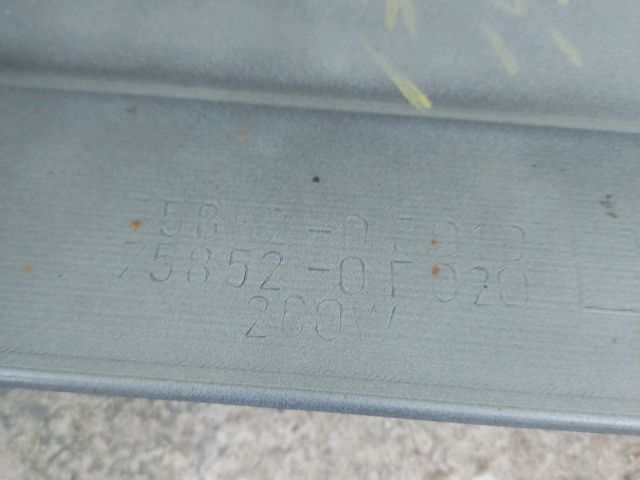 bontott TOYOTA COROLLA VERSO Küszöb Burkolat