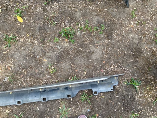 bontott TOYOTA COROLLA VERSO Küszöb Burkolat