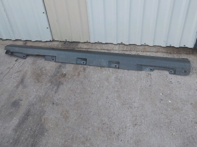 bontott TOYOTA COROLLA VERSO Küszöb Burkolat