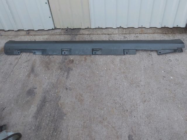 bontott TOYOTA COROLLA VERSO Küszöb Burkolat