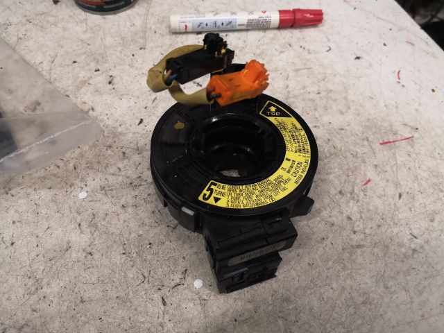 bontott TOYOTA COROLLA VERSO Légzsák Átvezető Szalagkábel