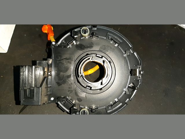 bontott TOYOTA COROLLA VERSO Légzsák Átvezető Szalagkábel