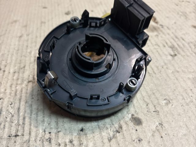 bontott TOYOTA COROLLA VERSO Légzsák Átvezető Szalagkábel