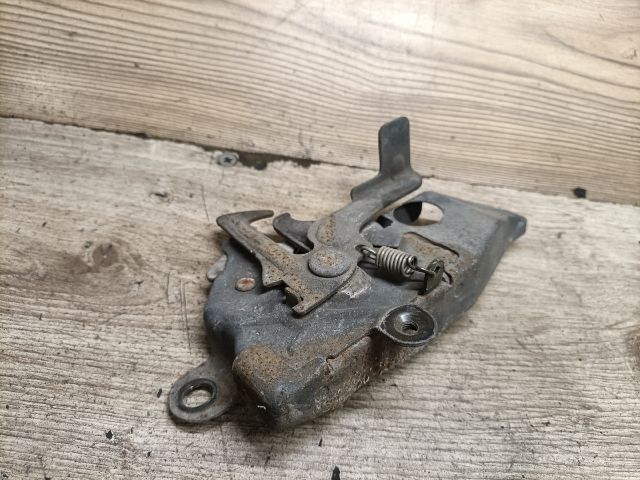 bontott TOYOTA COROLLA VERSO Motorháztető Zárszerkezet