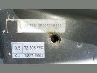 bontott TOYOTA COROLLA VERSO Motorháztető