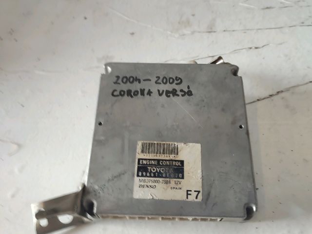 bontott TOYOTA COROLLA VERSO Motorvezérlő