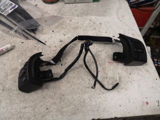 bontott TOYOTA COROLLA VERSO Multikormány Kapcsoló Pár