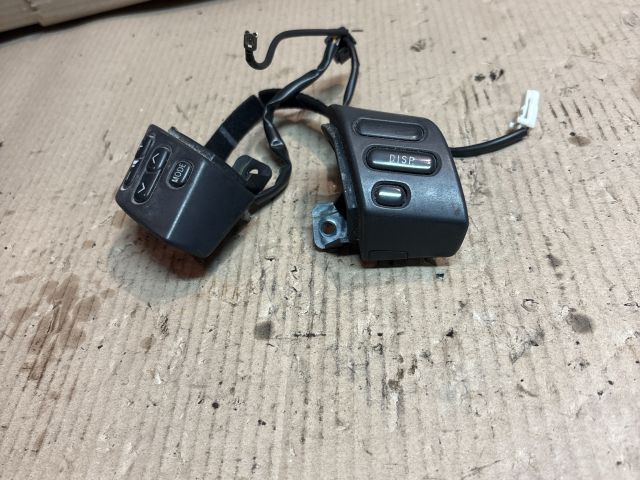 bontott TOYOTA COROLLA VERSO Multikormány Kapcsoló Pár