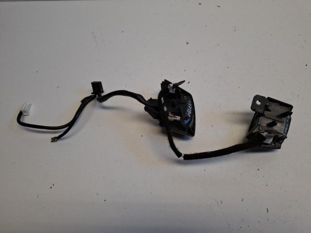 bontott TOYOTA COROLLA VERSO Multikormány Kapcsoló Pár