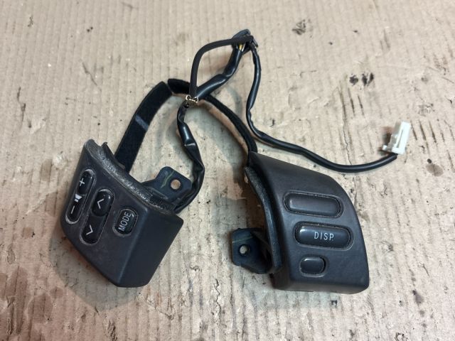 bontott TOYOTA COROLLA VERSO Multikormány Kapcsoló Pár