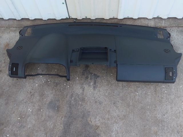 bontott TOYOTA COROLLA VERSO Műszerfal Héj