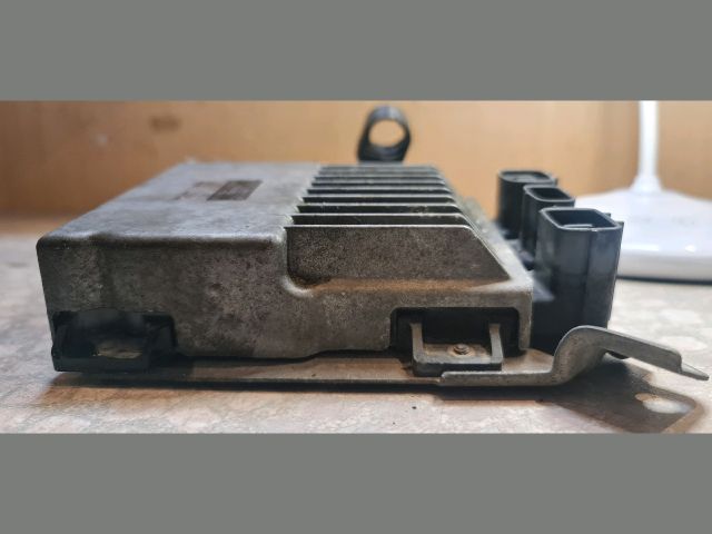 bontott TOYOTA COROLLA VERSO Porlasztó Elektronika