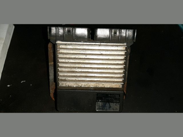 bontott TOYOTA COROLLA VERSO Porlasztó Elektronika