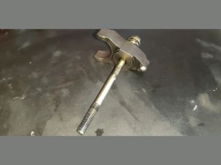 bontott TOYOTA COROLLA VERSO Porlasztó Lefogató