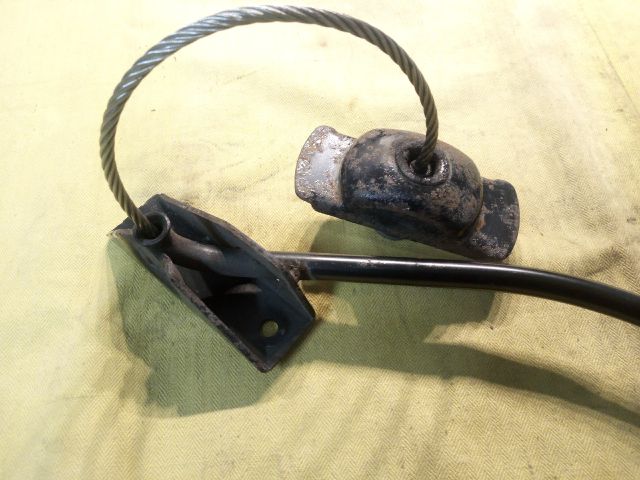 bontott TOYOTA COROLLA VERSO Pótkerék Rögzítő