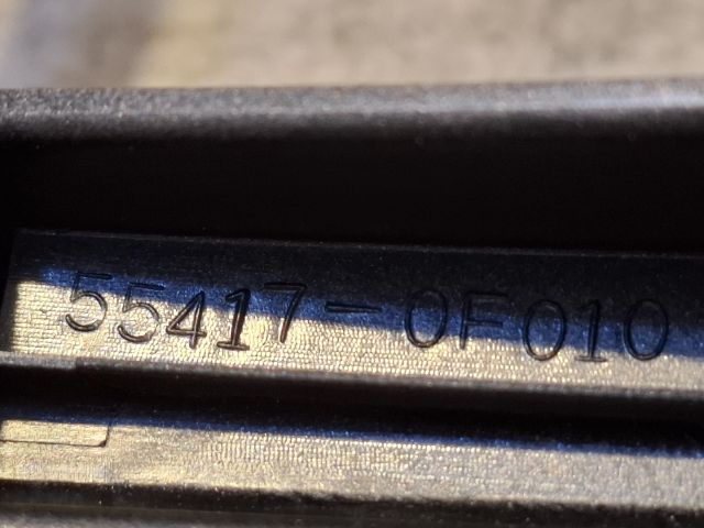 bontott TOYOTA COROLLA VERSO Rádió / CD Keret